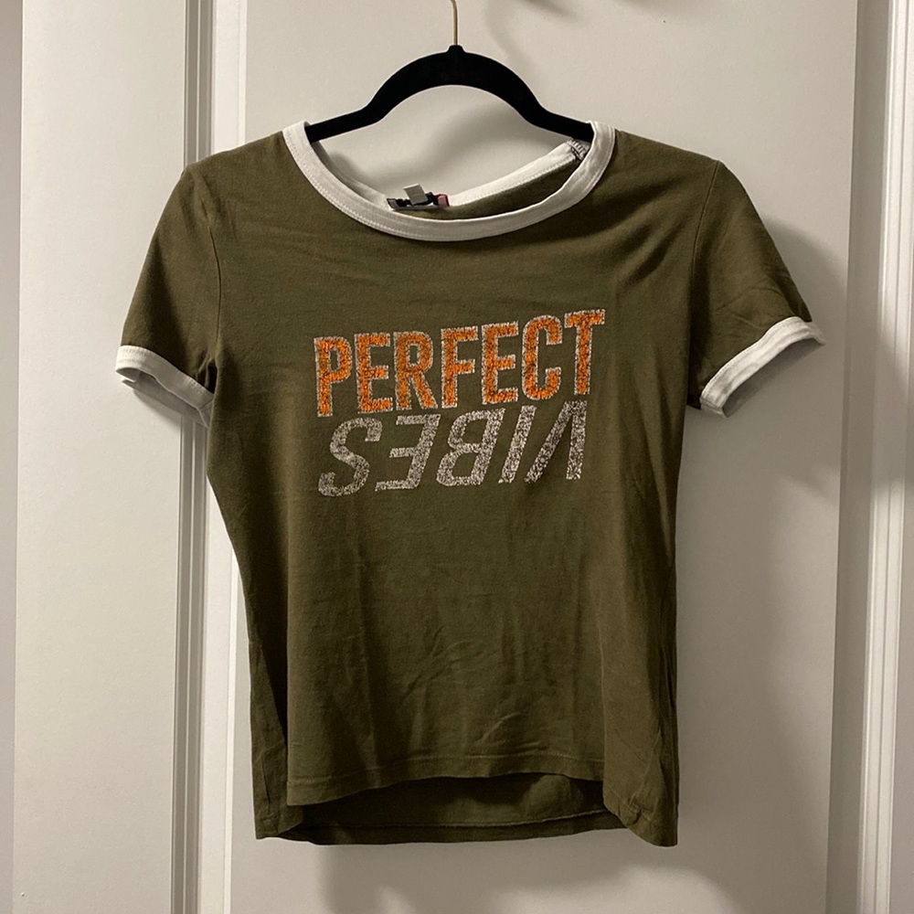 Tee shirt